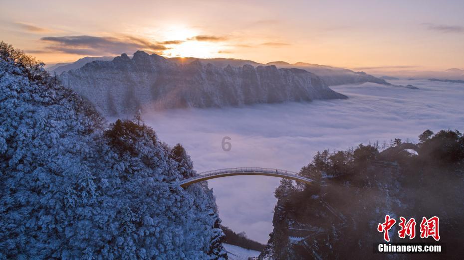 山东青岛：非遗“熏画” 快乐寒假